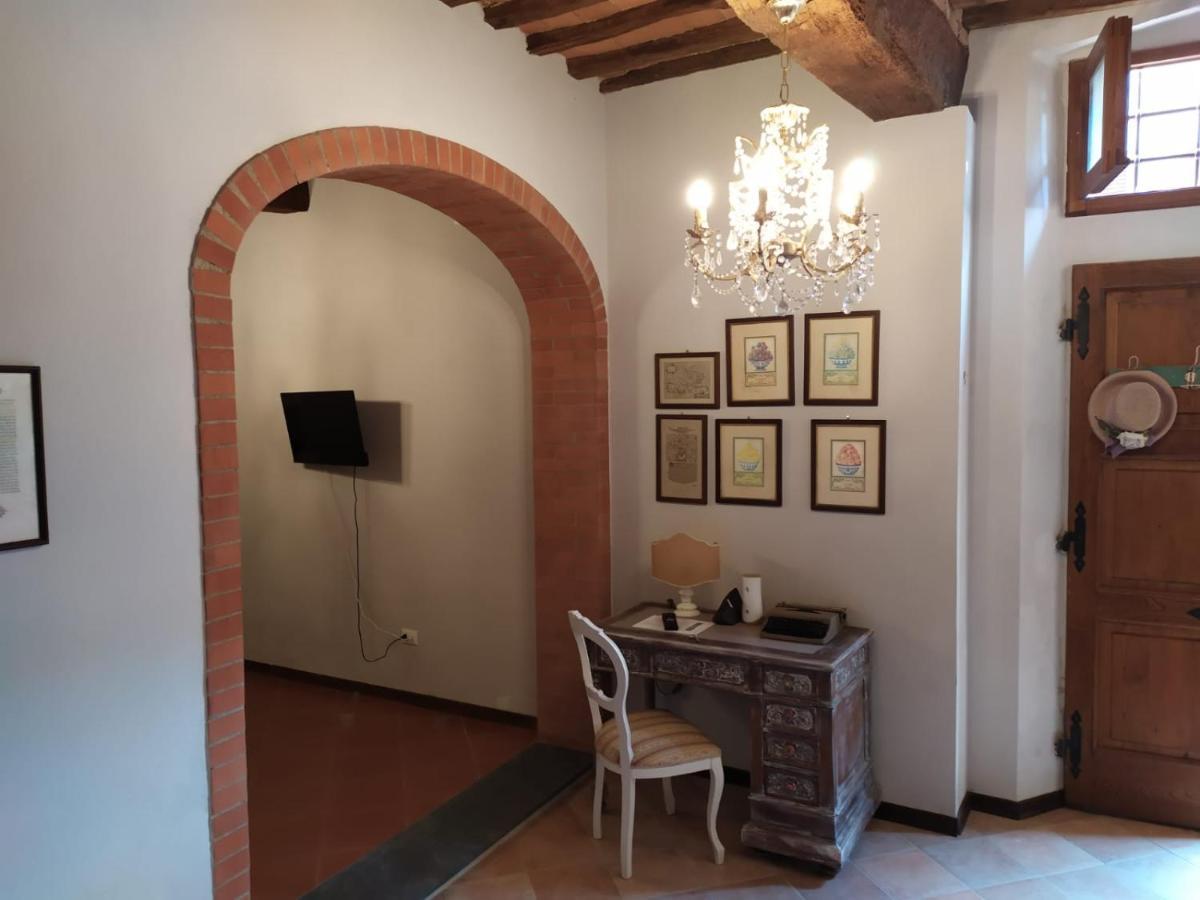 Borgo Antico Villa Lari Dış mekan fotoğraf